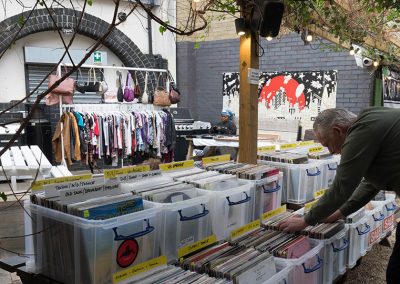 vinyl seller